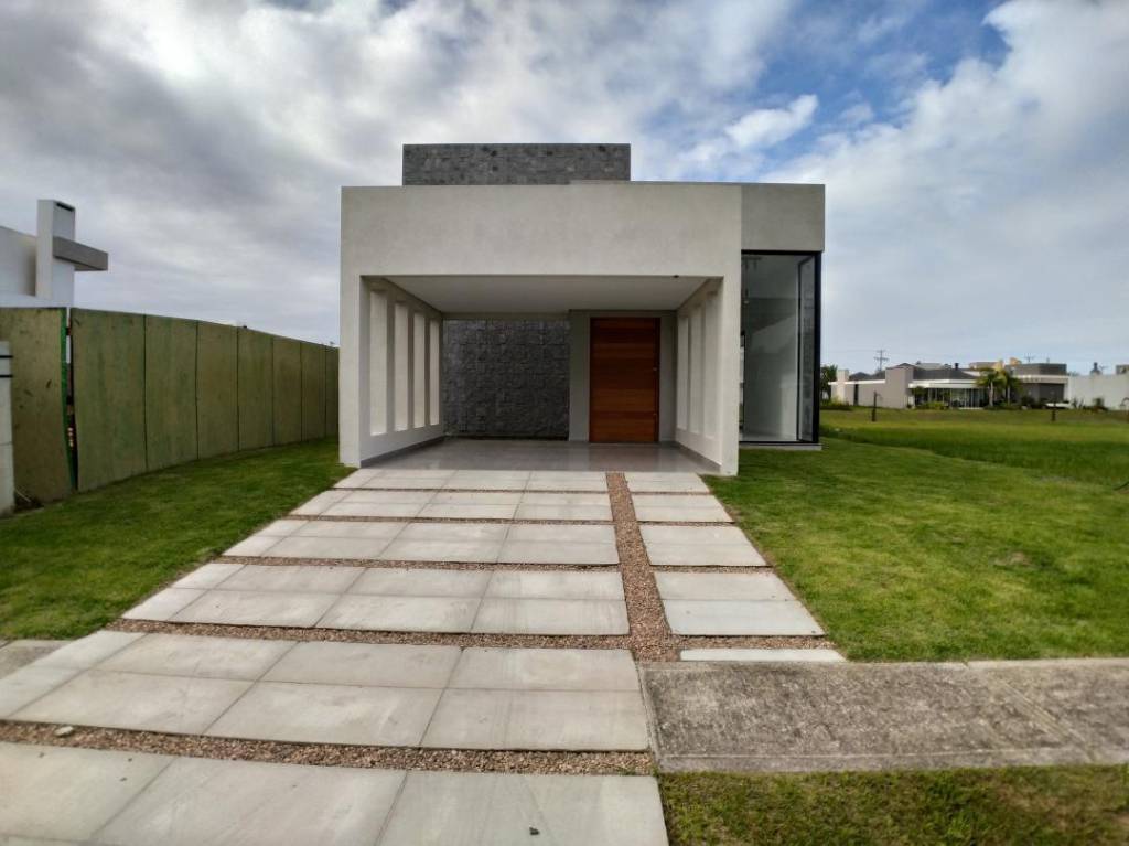 Casa em Condomínio 3 dormitórios para venda, CAPÃO ILHAS RESORT em Capão da Canoa | Ref.: 122
