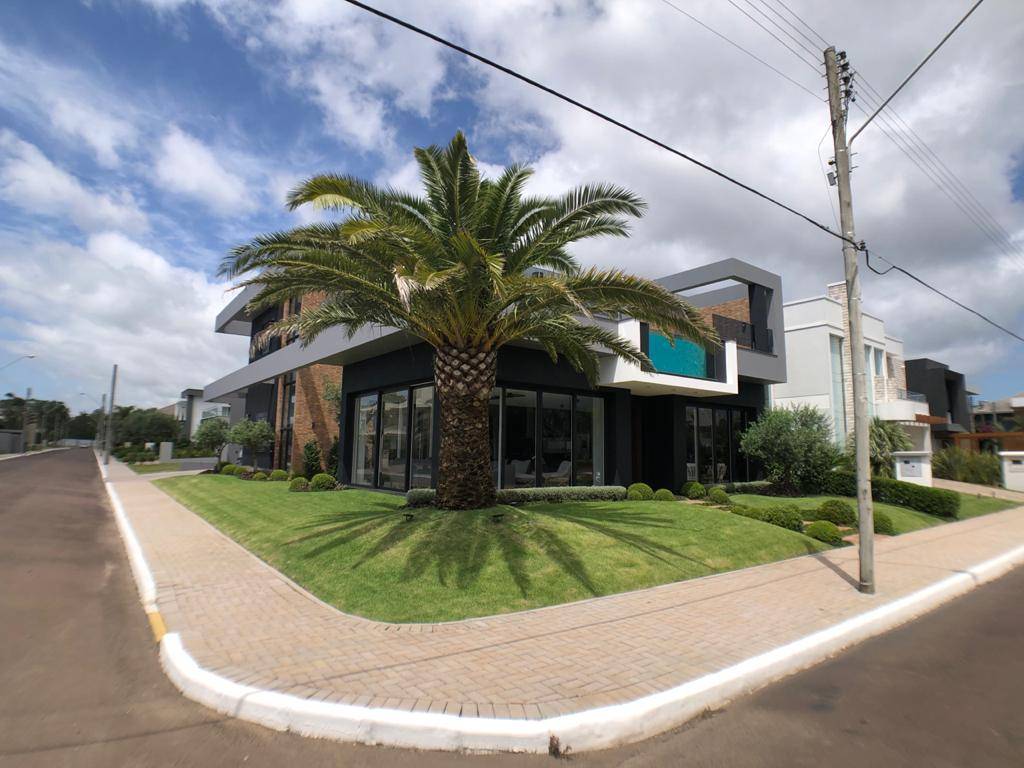 Casa em Condomínio 4 dormitórios para venda, VELAS DA MARINA em Capão da Canoa | Ref.: 220